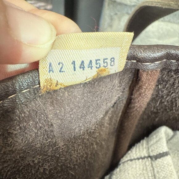 VTG Dooney & Bourke USA Large Bucket Shoulder Tote Bag Brown Leather Brass - Picture 7 of 8